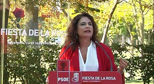 Montero acusa a Casado de pavonearse y le pide que dimita