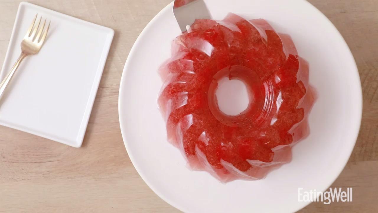 How to Make Champagne Raspberry Jello