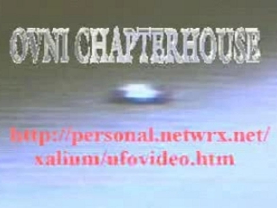 Un Ovni En Sustentation Pendant Un Tempête (3) - 24S