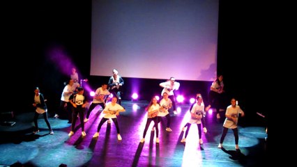 10. Paparazzi show 1 depuis cour