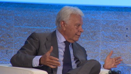 González considera que se debe reformar la Constitución