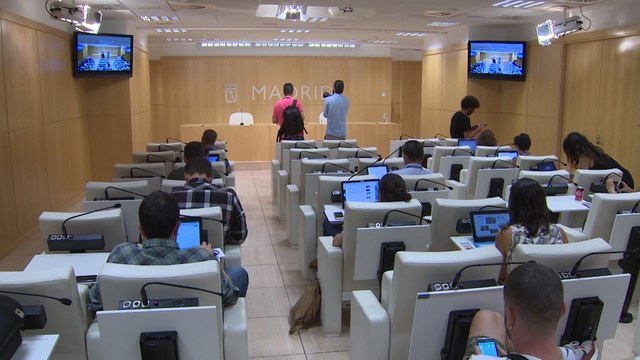 Maestre y Calvo del Olmo en rueda de prensa