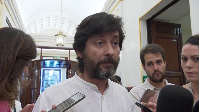 Mayoral: Hay que empezar a tocar los intereses de las eléctricas
