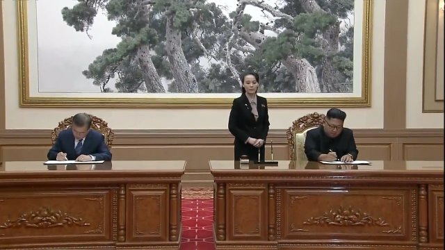 Kim y Moon firman un acuerdo tras la cumbre en Pyongyang