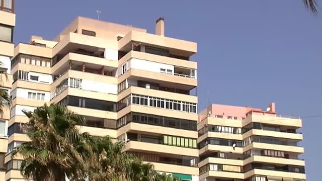 El Gobierno se plantea penalizar a los dueños de viviendas vacías