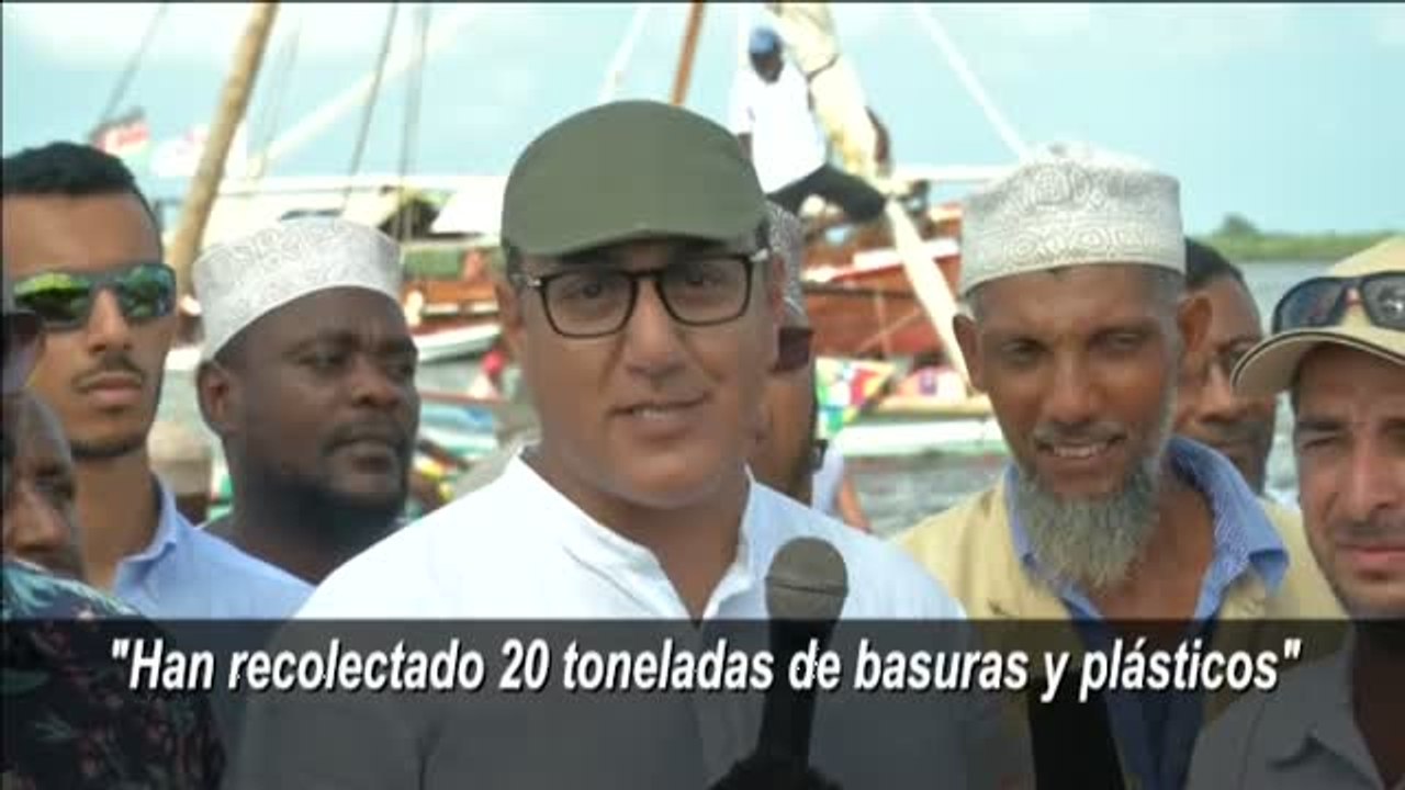 Kenia construye un bote hecho de plástico recic...