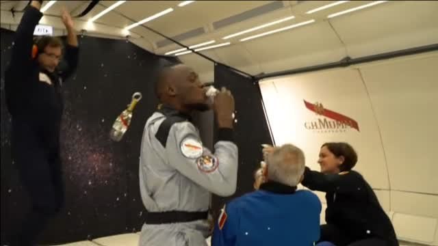 Usain Bolt corre en gravedad cero