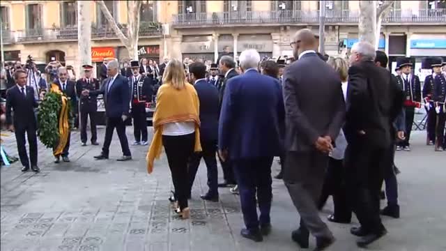 Comienzan los actos de la Diada con la ofrenda floral al monumento a Rafael Casanova