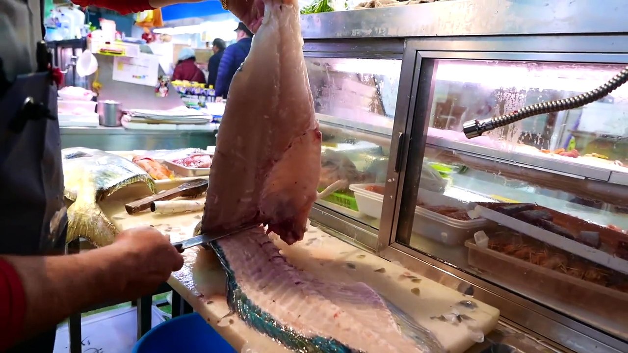 Japanese Street Food - GIANT TUSKFISH Sashimi Okinawa Japan