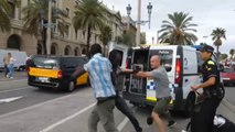 Nueva pelea durante una redada entre Guardia Urbana y manteros en Barcelona