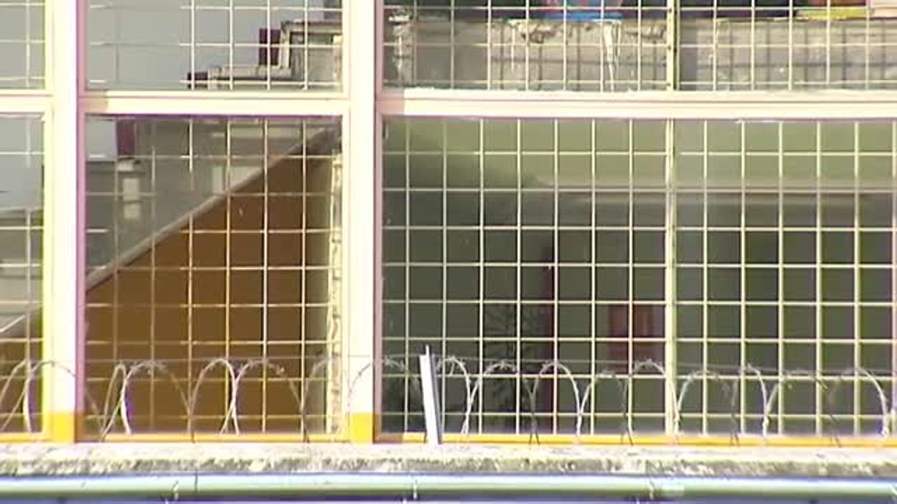 Un preso condenado por asesinato a 54 años no ha regresa del permiso en una prisión de Orense y está en busca y captura