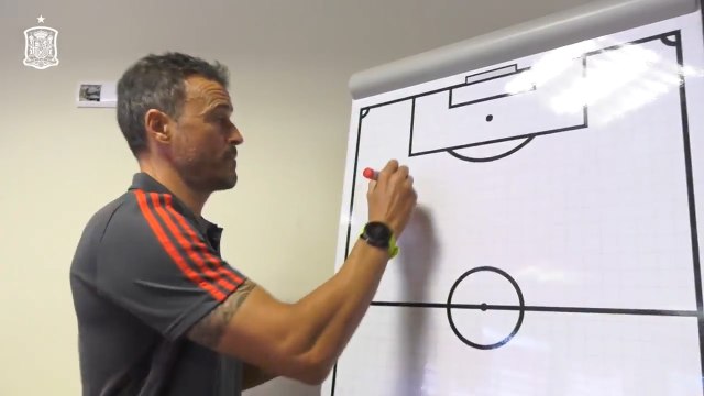 Luis Enrique da la primera lista de convocados