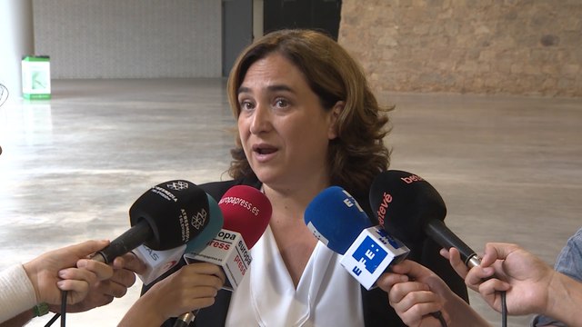 Colau pide que no se coloquen lazos en bosques o parques