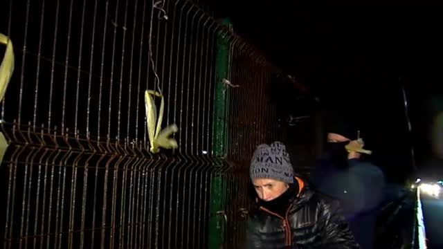 La Fiscalía pide a los Mossos que expliquen por qué identifican a los activistas que retiran lazos amarillos