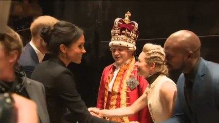 El príncipe Harry se anima a cantar junto a los actores del musical Hamilton