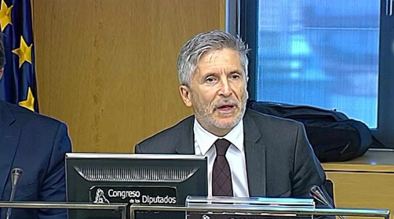 Marlaska insiste en que no habrá traslados colectivos de presos de ETA