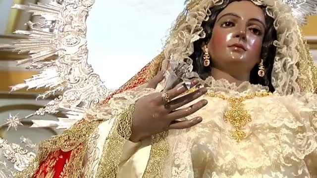 La Virgen de la Caridad se queda sin joyas ni brazo