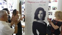Gloria Camila y Gloria Mohedano inauguran la exposición en honor a Rocío