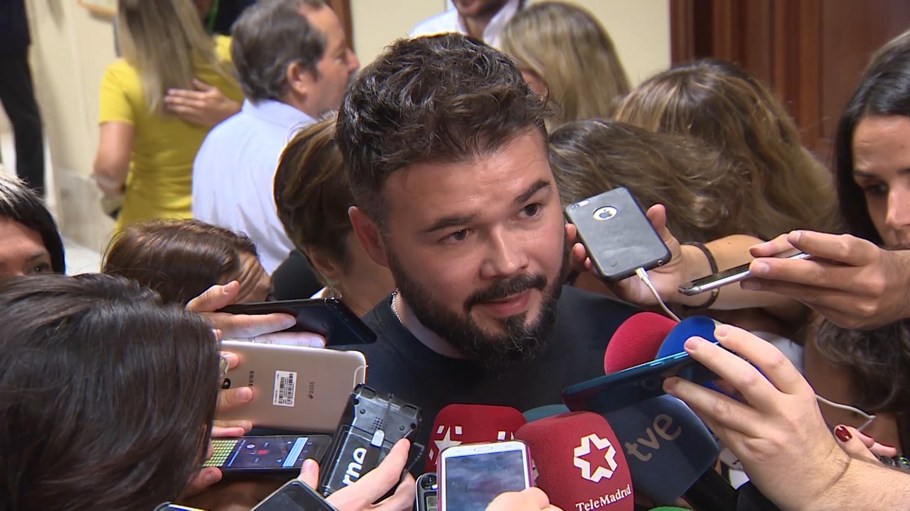 Rufián tacha al juez Llarena de "lacayo de Génova"