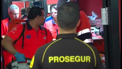 Sergio Escudero fue trasladado al hospital desde el Sánchez Pizjuán tras doblarse el codo en una fea caída