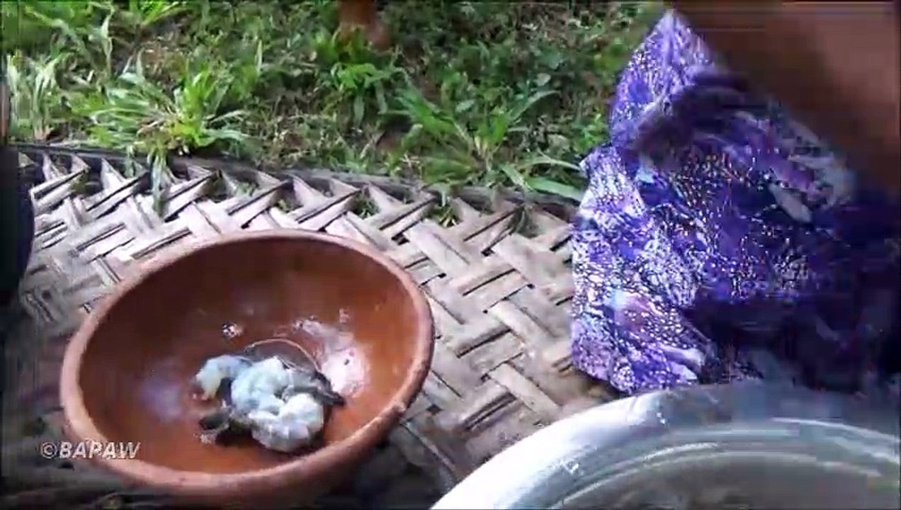 Crevettes Recette  Crevettes / Crevettes Ragoût préparé dans mon Village par la grand-mère | la Vie du Village