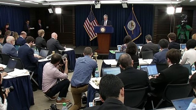 La Fed se abre a rebajar tasas para sostener economía de EEUU