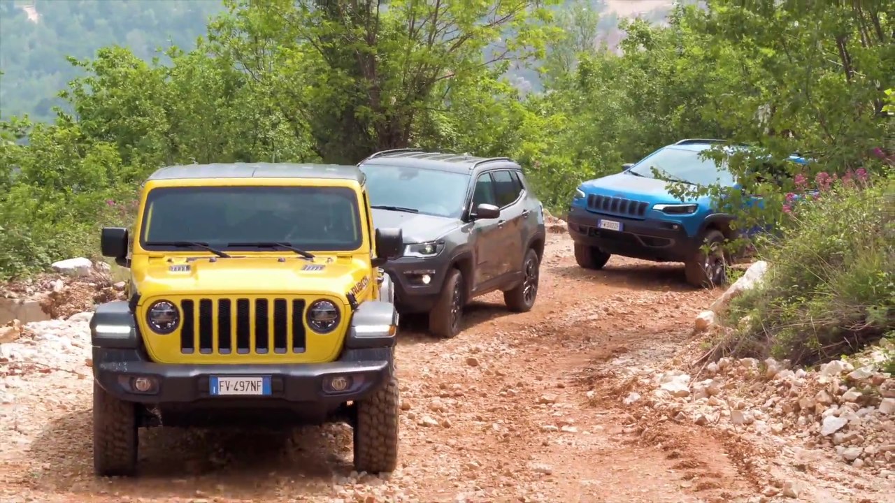Jeep Wrangler Rubicon Offroad Driving