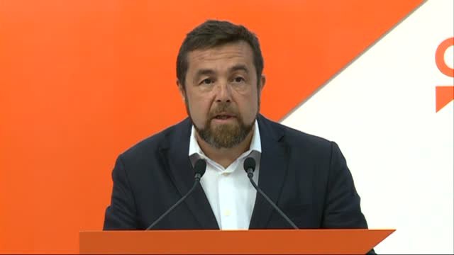 Ciudadanos acusa al Gobierno de hurtar las capacidades del legislativo a base de decretazos e insta a Sánchez a convocar elecciones