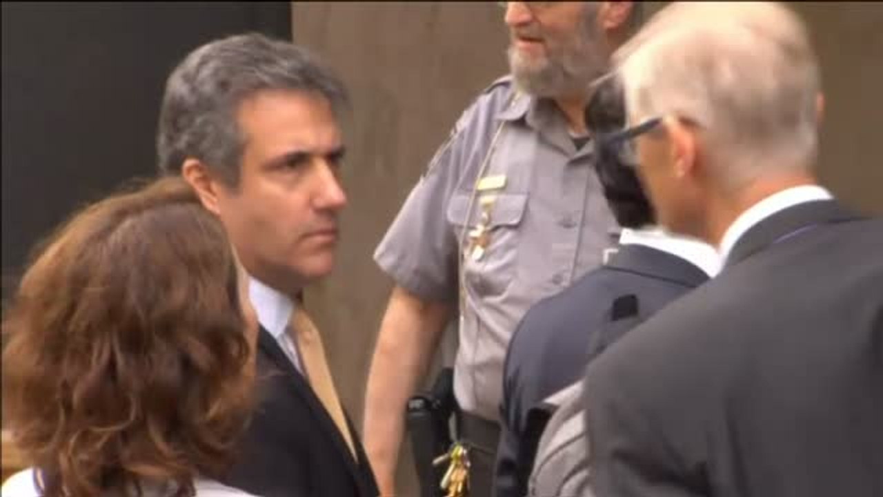 Trump niega las acusaciones de su ex abogado y afirma que el dinero era suyo