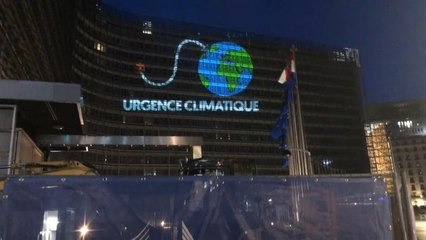 Greenpeace 'climate emergency' summit protest targets European Commission