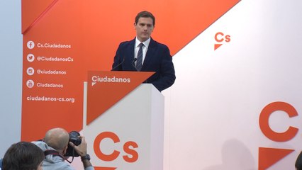 Video herunterladen: Rueda de prensa de Albert Rivera