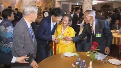 Emocionante reencuentro de las familias de Corea del Norte y Corea del Sur