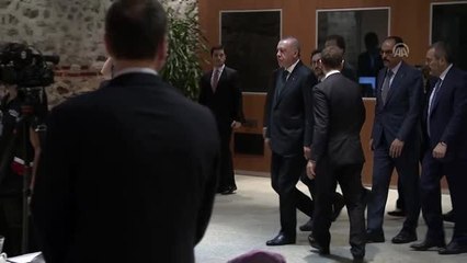 Erdoğan: "Uluslararası hukukun verdiği imkanları sonuna kadar kullanarak meselenin (Mursi'nin...