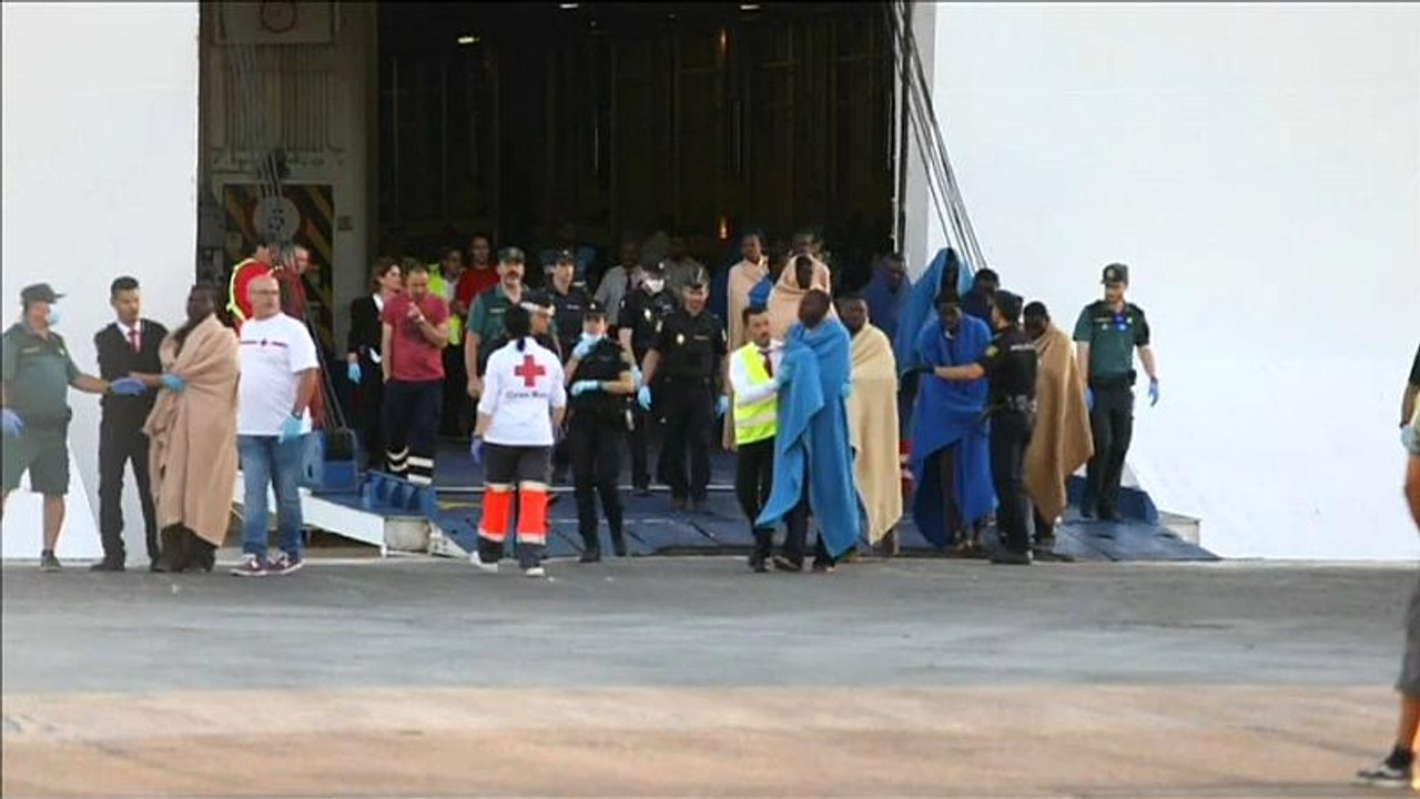 Mittelmeermigranten: 27 gerettet, 22 vermisst