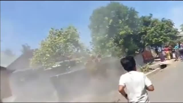 El pánico vuelve a apoderarse de la isla de Lombok, en Indonesia, tras un terremoto de magnitud 6,3