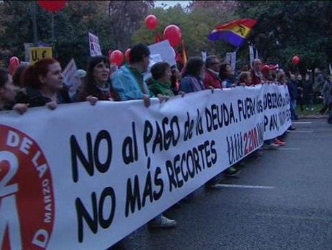 Miles de personas en Madrid secundan una nueva Marcha por la Dignidad