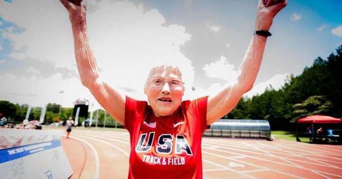 Âgée de 103 ans, elle remporte une nouvelle médaille d'or au 100 mètres !