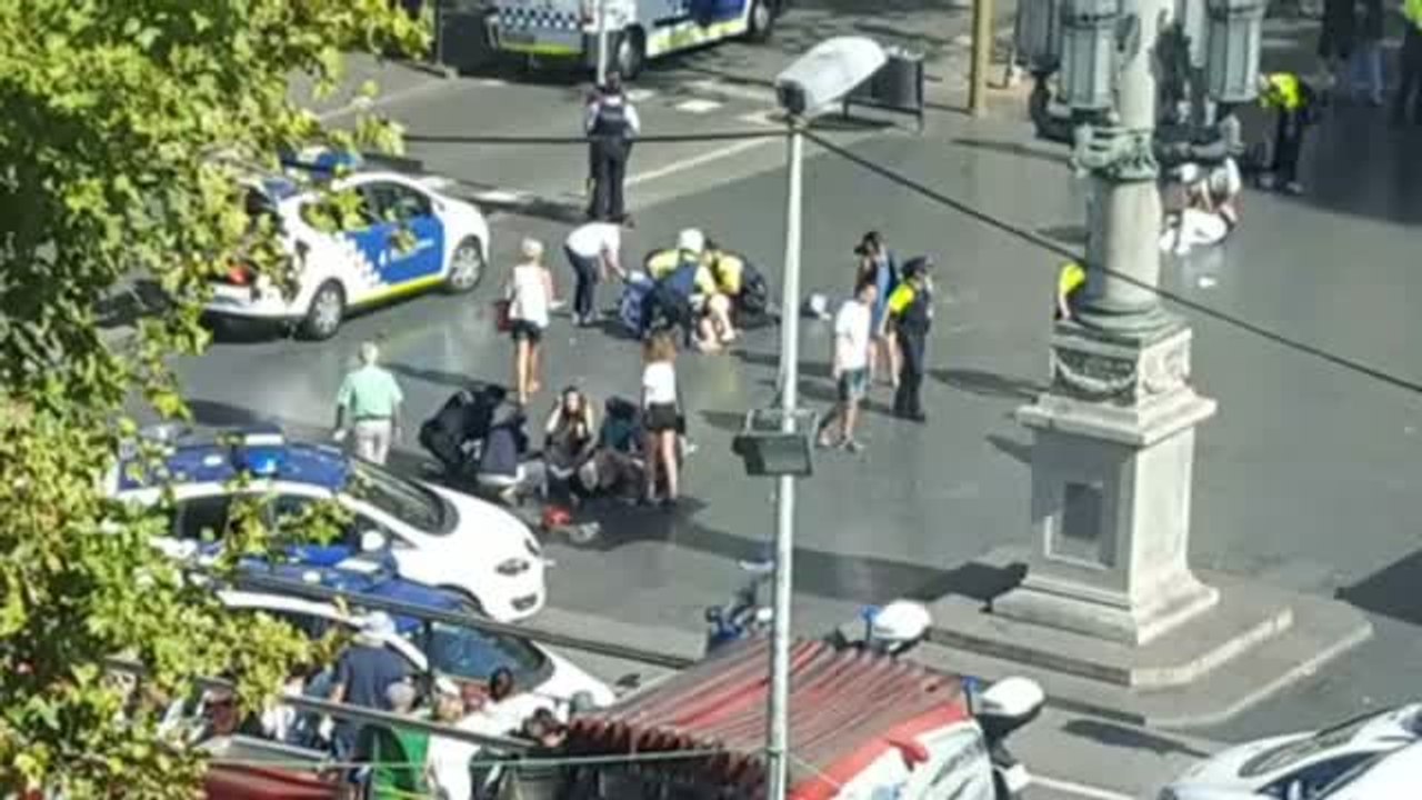 Un año desde que las Ramblas se convirtieron en la zona 0 y Barcelona se volcó con las víctimas