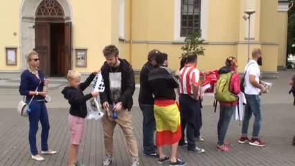 Las aficiones de Real Madrid y Atlético toman Tallin