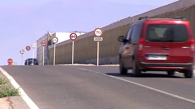 En solo 100 metros, siete señales de 70 km/h a 10 km/h