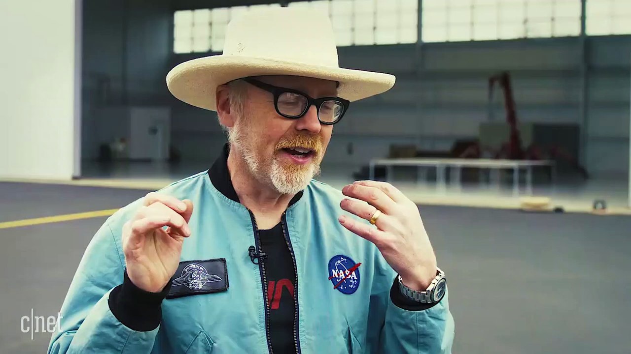 Adam Savage a construit la  vraie armure d’Iron Man  capable de voler !