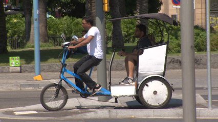 Guardia Urbana controla el uso de segways y bicitaxis