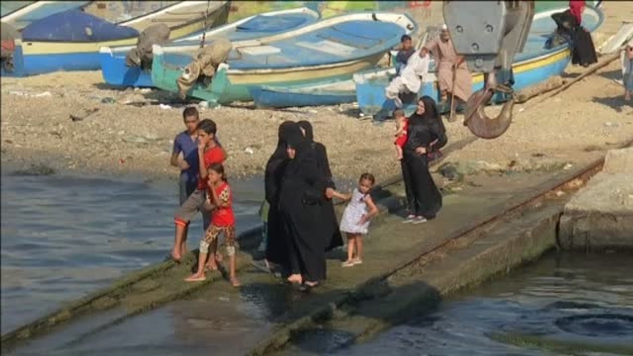 Una flotilla de barcos pesqueros parte de Gaza para romper el bloqueo israelí