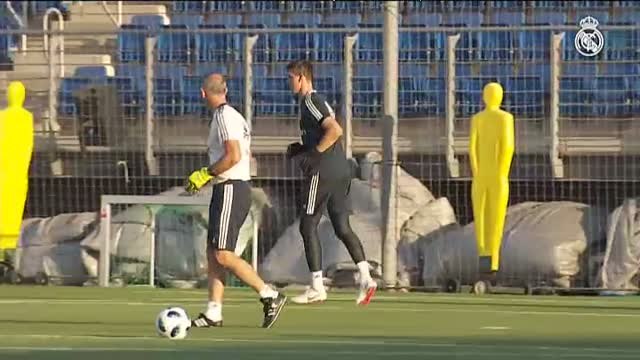 El primer entrenamiento de Courtois como madridista