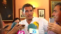 Rivera sobre el nombramiento de cargos del PSOE al frente de organismos públicos: 