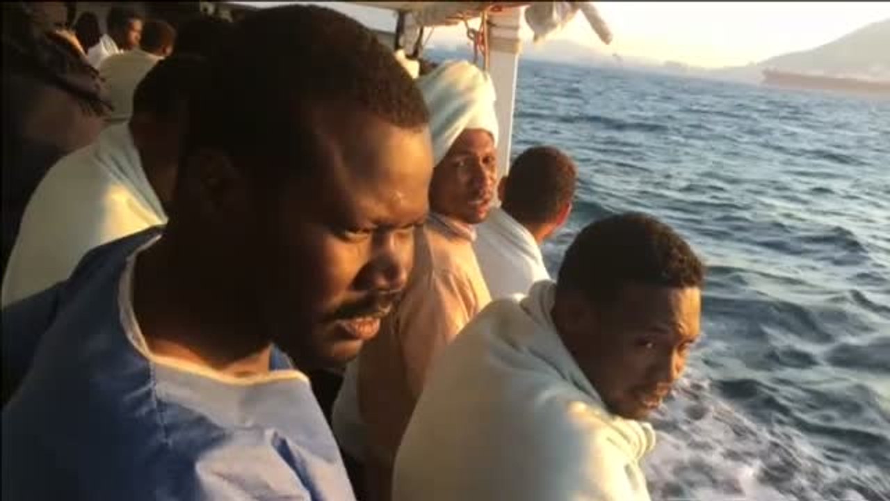 Open Arms desembarca en Algeciras