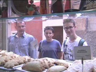 La ensaimada tradicional se resiste a desaparecer