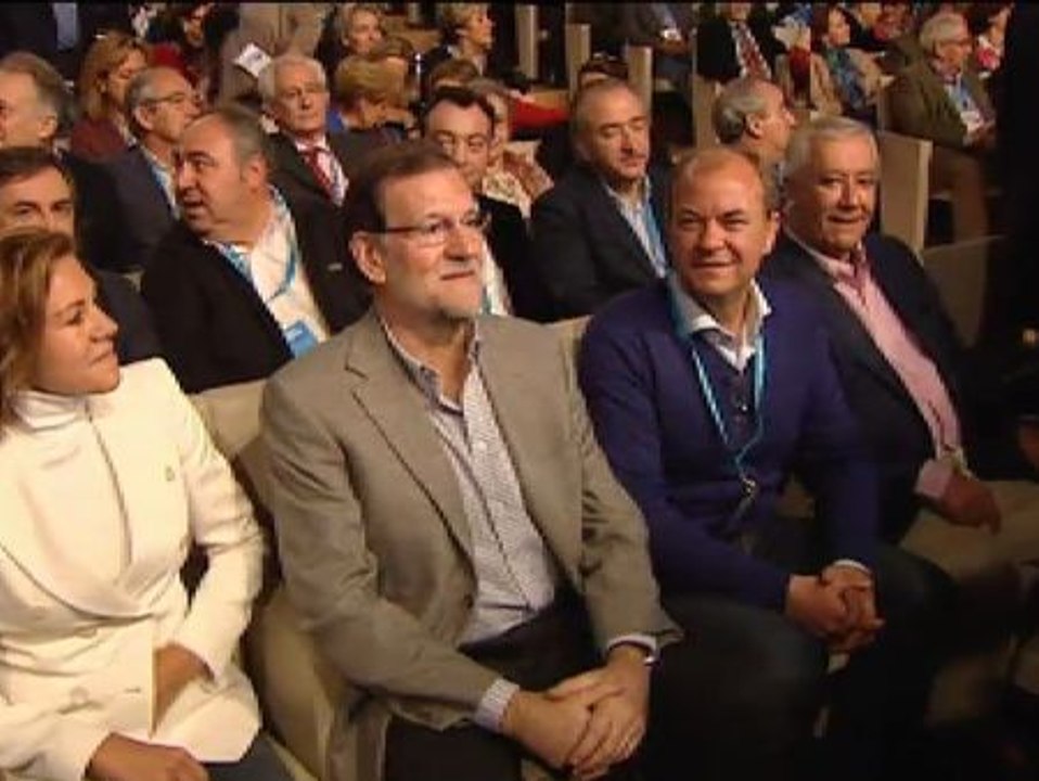 Monago devolverá el dinero de sus viajes a Canarias