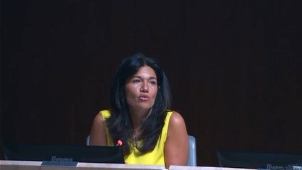 Samia GHALI évoque les combats de chiens dangereux dans les parcs marseillais