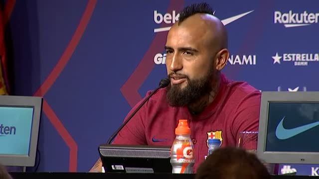 Vidal aterriza en el Barça: Llego a ganarme un puesto entre los mejores